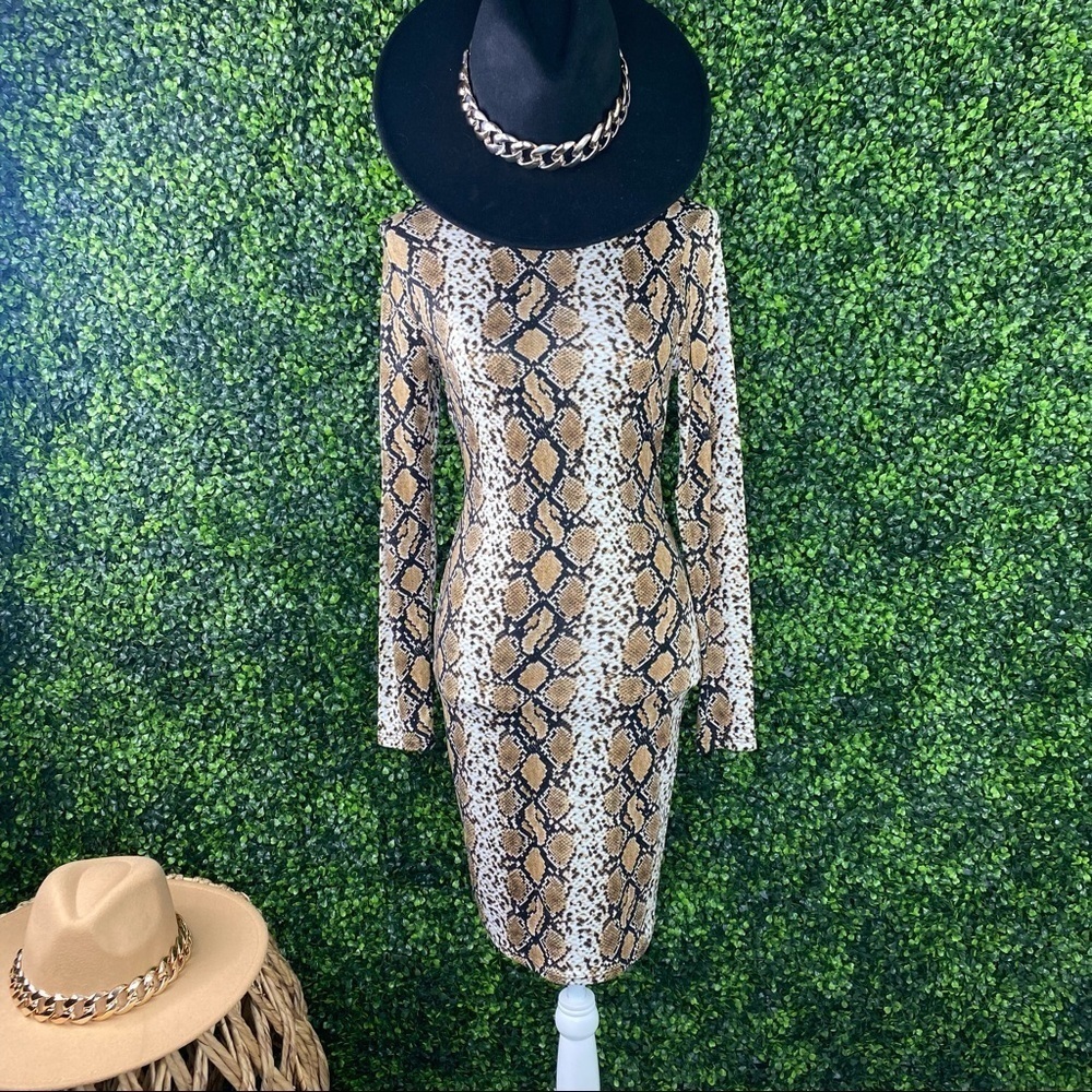 Snake print mock neck‎ long sleeve dress